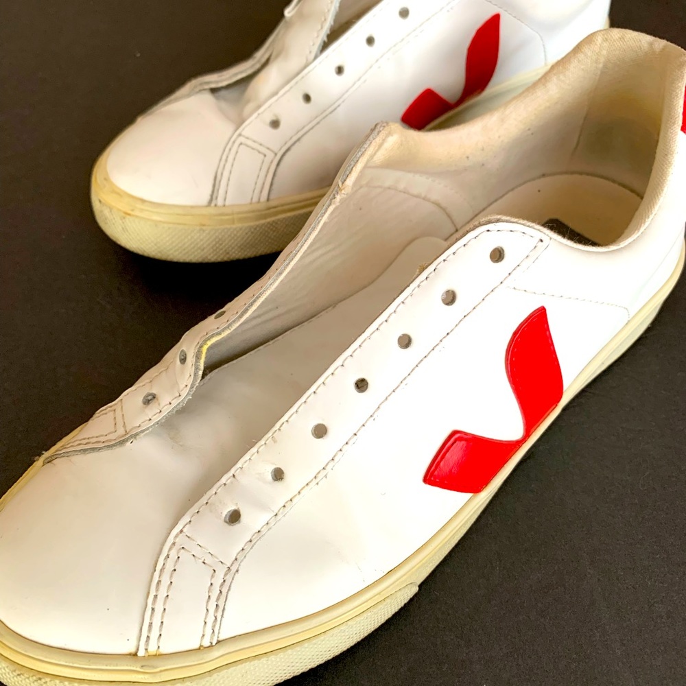 VEJA reds women’s 8